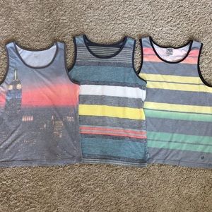 Men’s small tank top lot